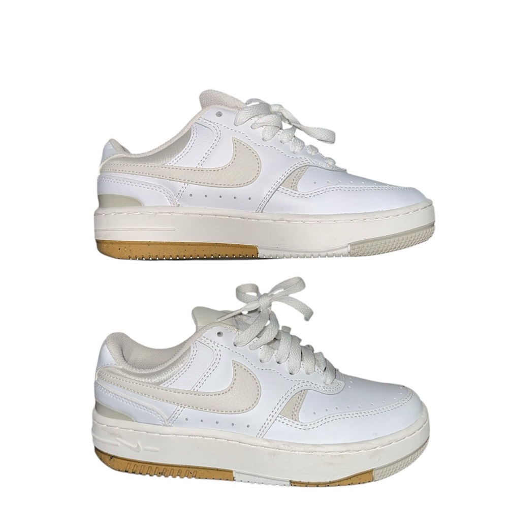 Nike Gamma Force Sneaker Size 5.5 White/Beige